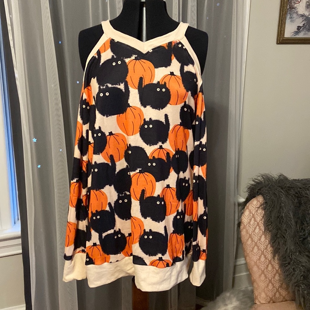 Cute cold shoulder top
